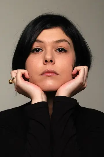 Фото Chloé Delaume