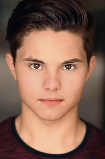 Фото Зак Коллісон (Zach Callison) #400636