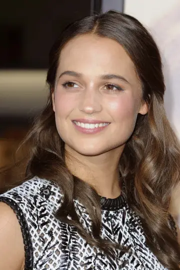 Фото Алісія Вікандер (Alicia Vikander) #35052