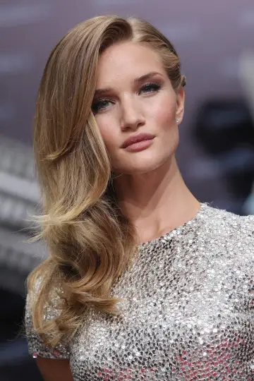 Фото Розі Хантінгтон-Уайтлі (Rosie Huntington-Whiteley) #9355
