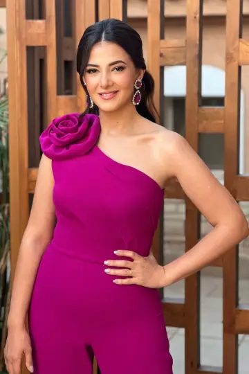 Фото  (Donia Samir Ghanem) #368303