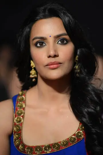 Фото Прія Ананд (Priya Anand) #24410
