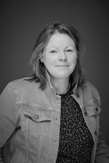 Фото Jo Lewis
