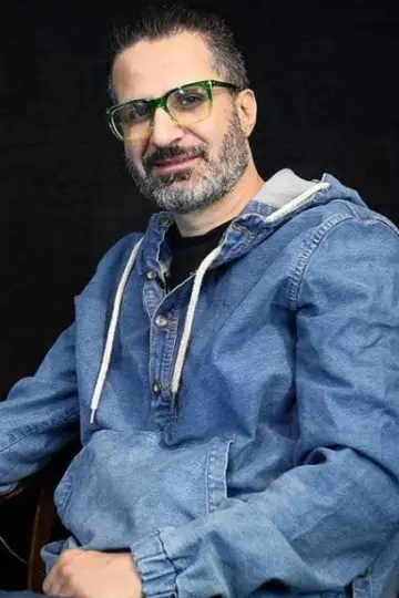 Фото Adel Tabrizi