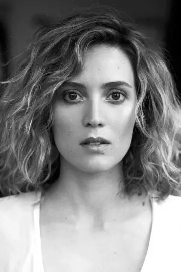 Фото Евелін Брошу (Evelyne Brochu) #203693
