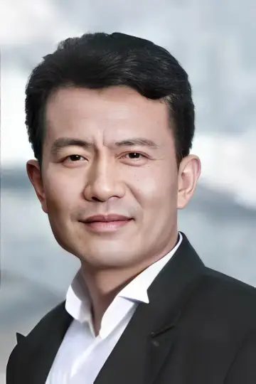 Фото Li Qiang