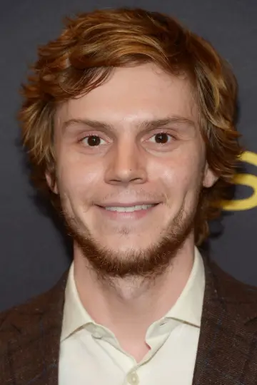Фото Еван Пітерс (Evan Peters) #661