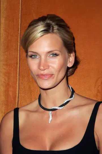 Фото Наташа Хенстрідж (Natasha Henstridge) #103545