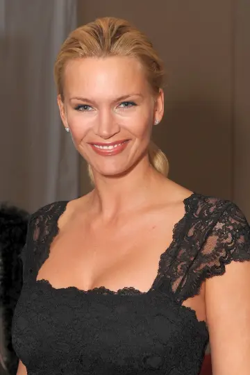 Фото Наташа Хенстрідж (Natasha Henstridge) #103548