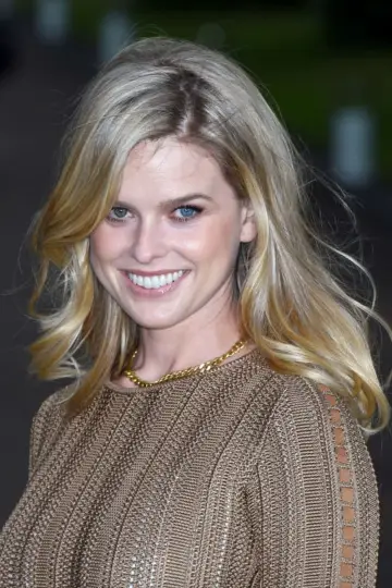 Фото Аліса Єва (Alice Eve) #19078