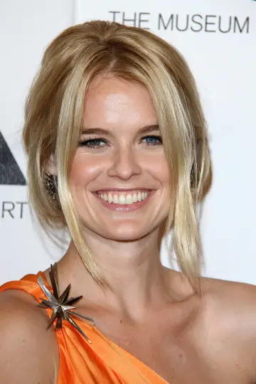 Фото Аліса Єва (Alice Eve) #19085