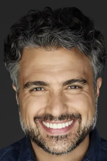 Фото Хайме Каміл (Jaime Camil) #13799