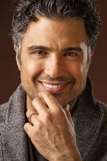 Фото Хайме Каміл (Jaime Camil) #13806