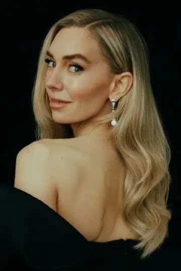 Фото Ванесса Кірбі (Vanessa Kirby) #326342
