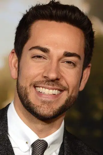 Фото Захарі Леві (Zachary Levi) #9164
