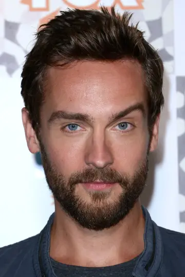 Фото Том Місон (Tom Mison) #144278