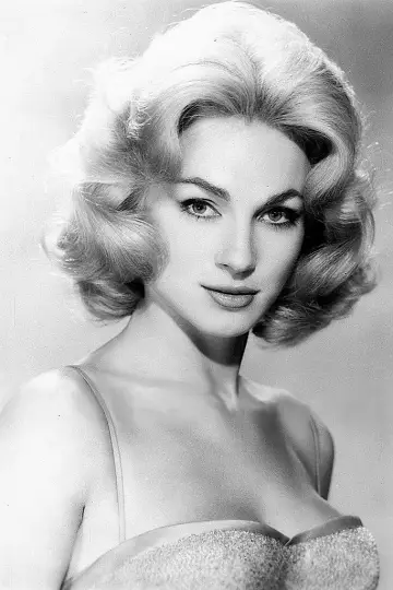 Фото Ширлі Енн Філд (Shirley Anne Field) #125033