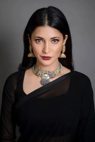 Фото Шруті Хасан (Shruti Haasan) #402633