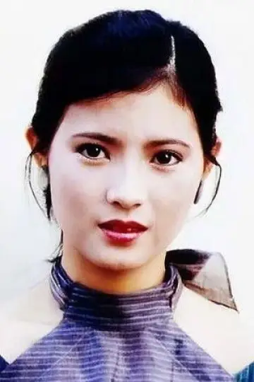 Фото Яммі Лем (Yammie Lam Kit-Ying) #330776