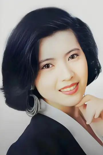Фото Яммі Лем (Yammie Lam Kit-Ying) #330777