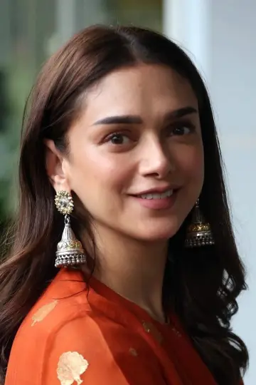 Фото Адіті Рао Гідарі (Aditi Rao Hydari) #162868