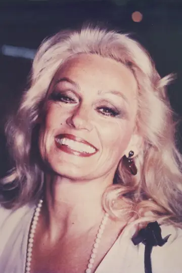 Фото Мамі Ван Дорен (Mamie Van Doren) #635613