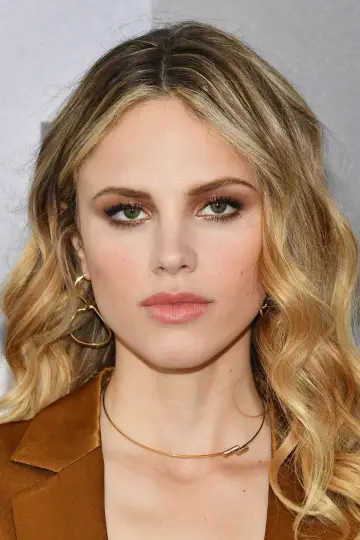 Фото Халстон Сейдж (Halston Sage) #25732