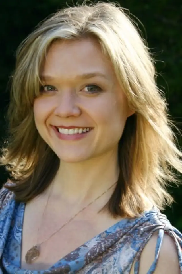 Фото Аріана Річардс (Ariana Richards)