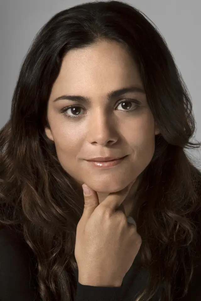 Фото Алісі Браґа (Alice Braga)