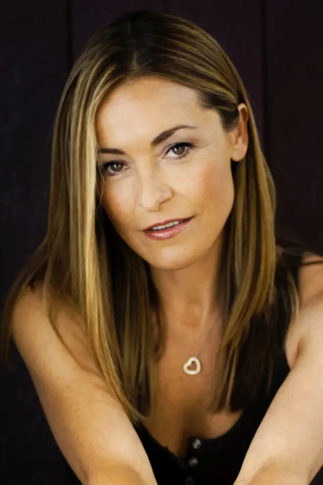 Фото Аманда Донохо (Amanda Donohoe)