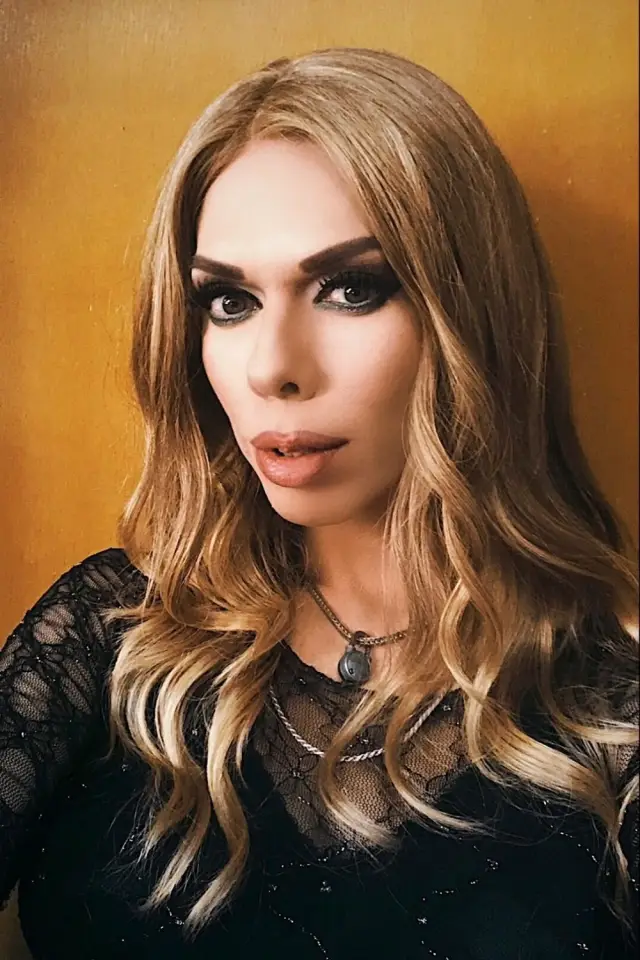 Фото Келлі Ментл (Kelly Mantle)