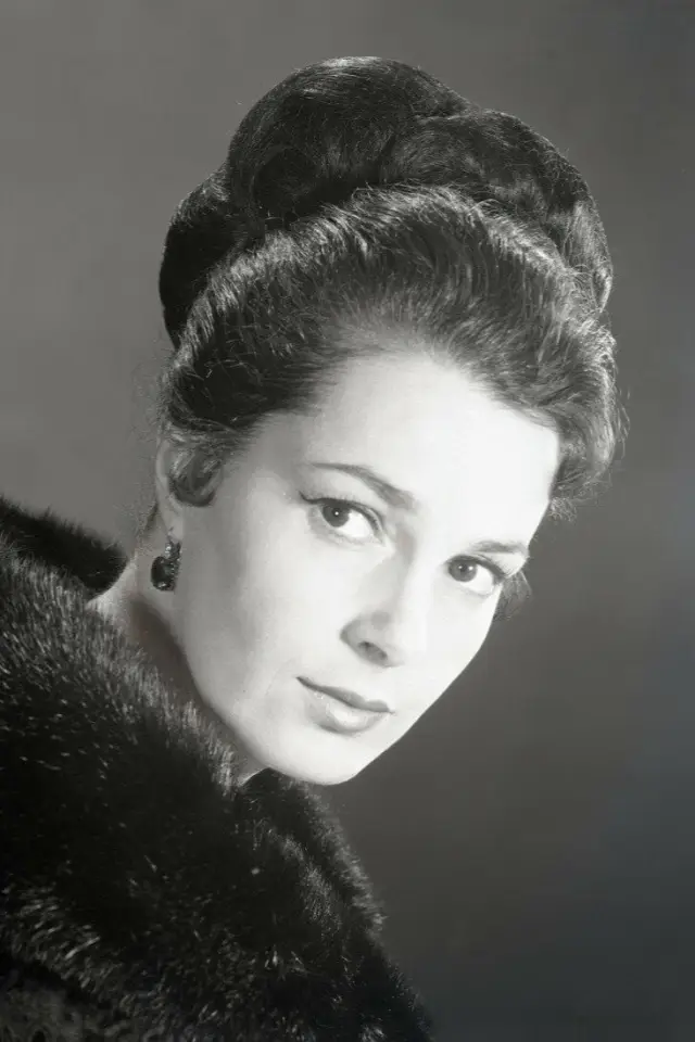 Фото  (Elina Bystritskaya)
