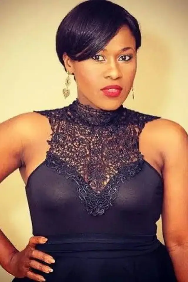 Фото Уче Джомбо (Uche Jombo)