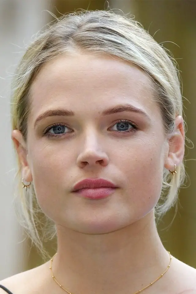 Фото Габріелла Вайлд (Gabriella Wilde)