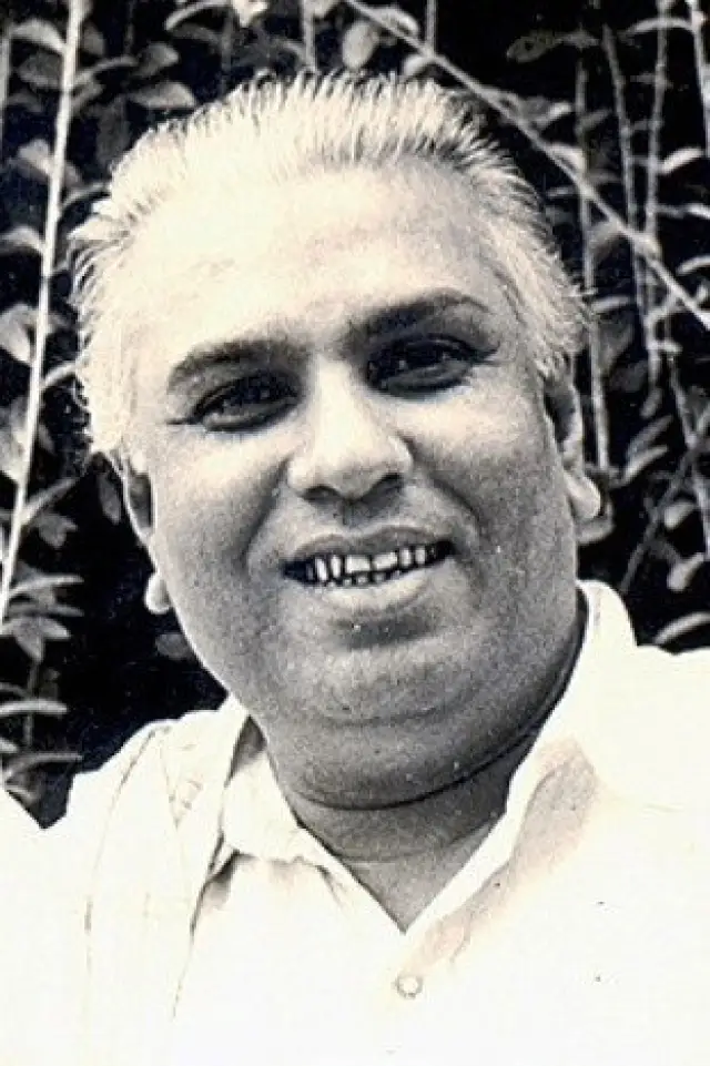Фото  (M. G. Chakrapani)