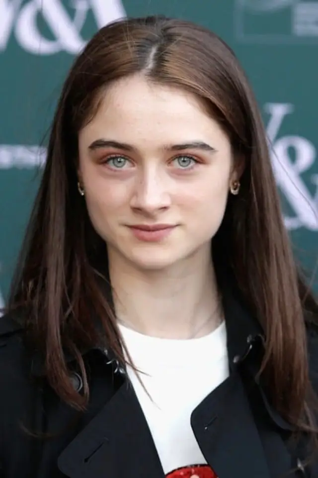 Фото Рефі Кессіді (Raffey Cassidy)