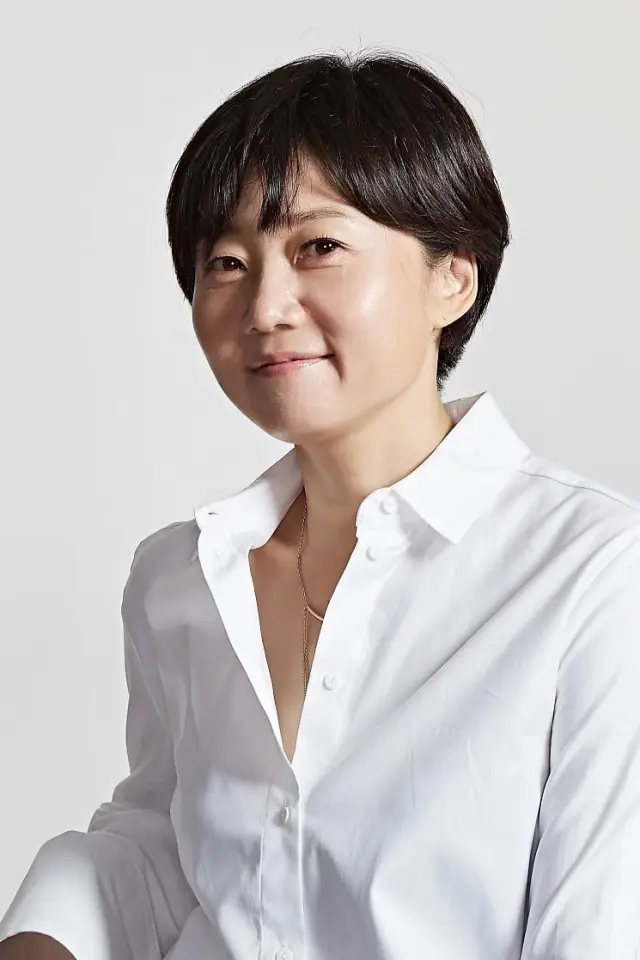 Фото Лі Кьонг-мі (Lee Kyoung-mi)