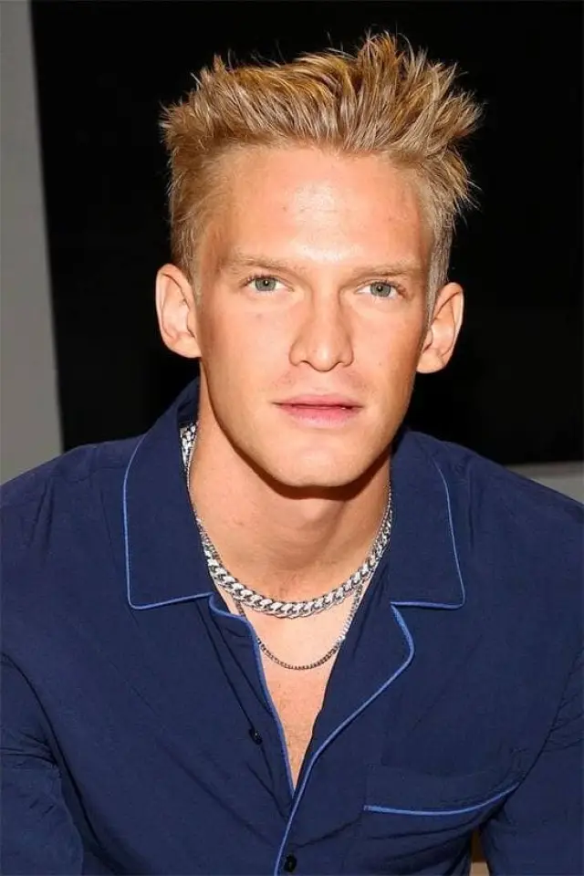 Фото Коді Сімпсон (Cody Simpson)