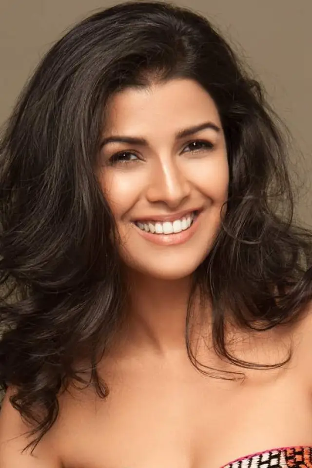 Фото Німрат Каур (Nimrat Kaur)