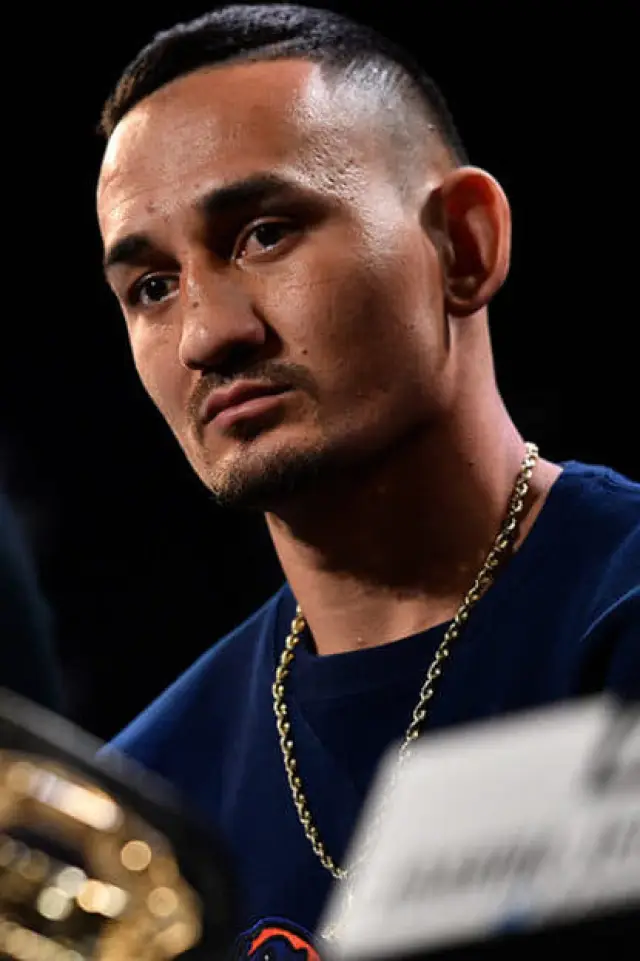 Фото Макс Голлоуей (Max Holloway)