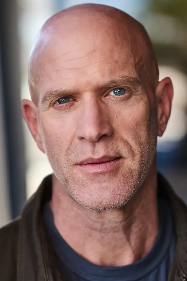 Фото Бруно Ганн (Bruno Gunn)