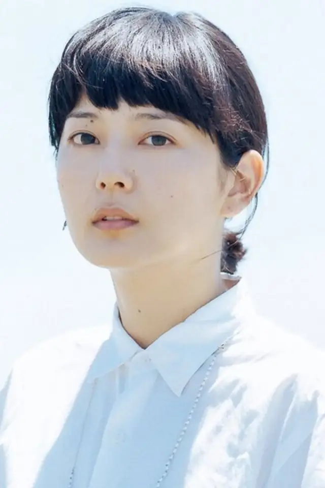 Фото Акіко Кікучі (Akiko Kikuchi)