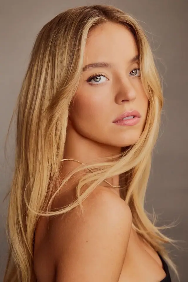 Фото Сідні Свіні (Sydney Sweeney)