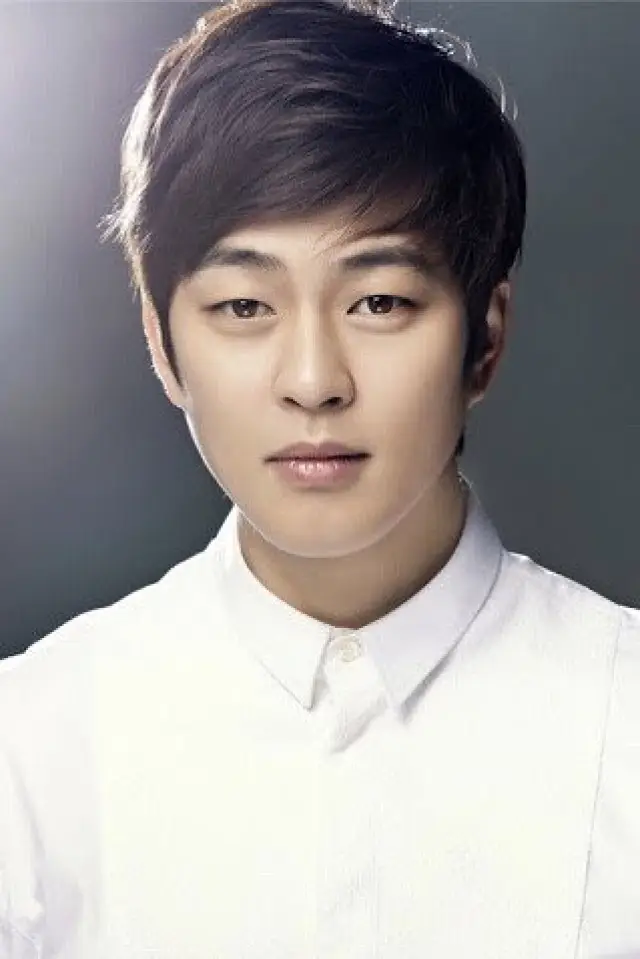 Фото  (Park Kwang-hyun)