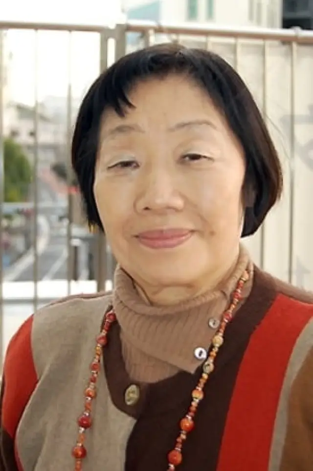 Фото Акане Шіраторі (Akane Shiratori)