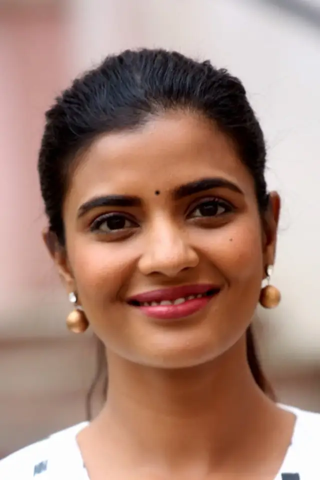 Фото Айшварія Раджеш (Aishwarya Rajesh)