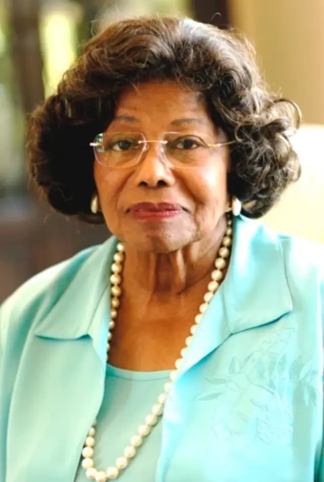 Фото  (Katherine Jackson)