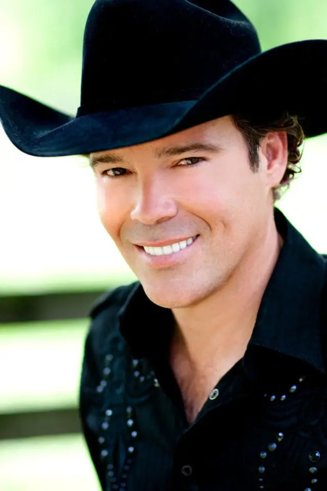 Фото  (Clay Walker)