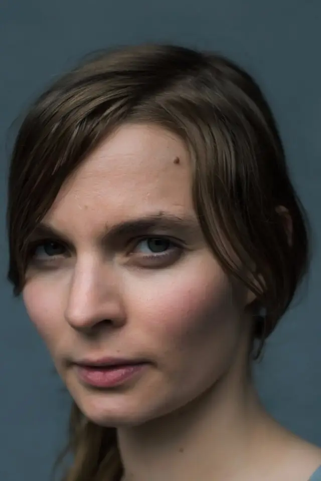 Фото Хільдур Гуднадоттір (Hildur Guðnadóttir)