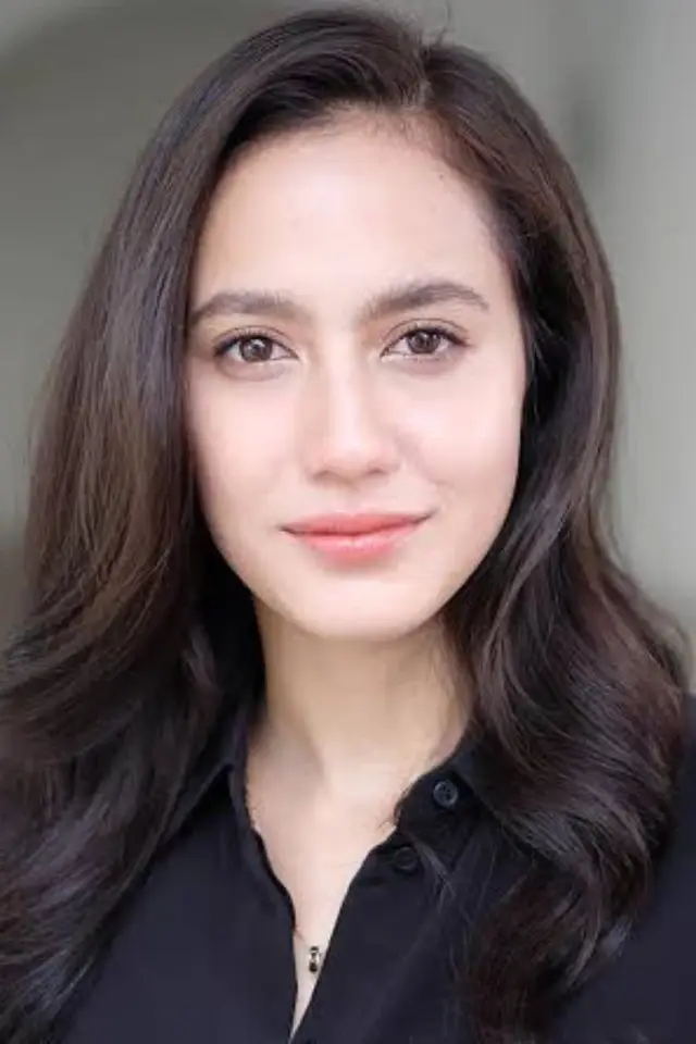 Фото Певiта Пiрс (Pevita Pearce)